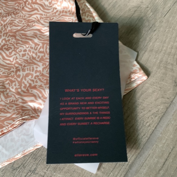 Elle rêve tank top - Picture 4 of 7